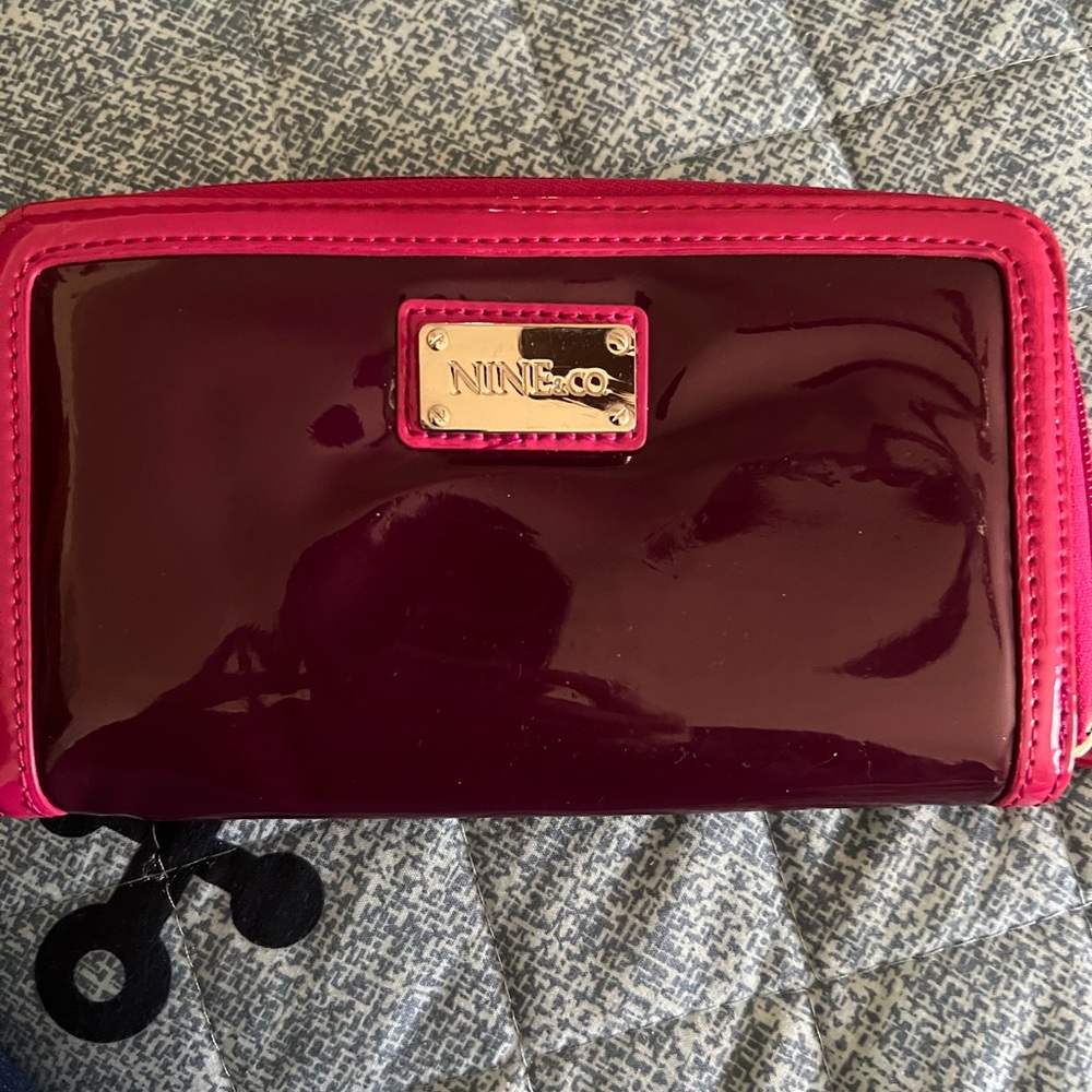 NINE & co Wallet